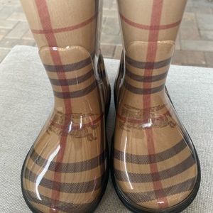 Burberry kids rain boots